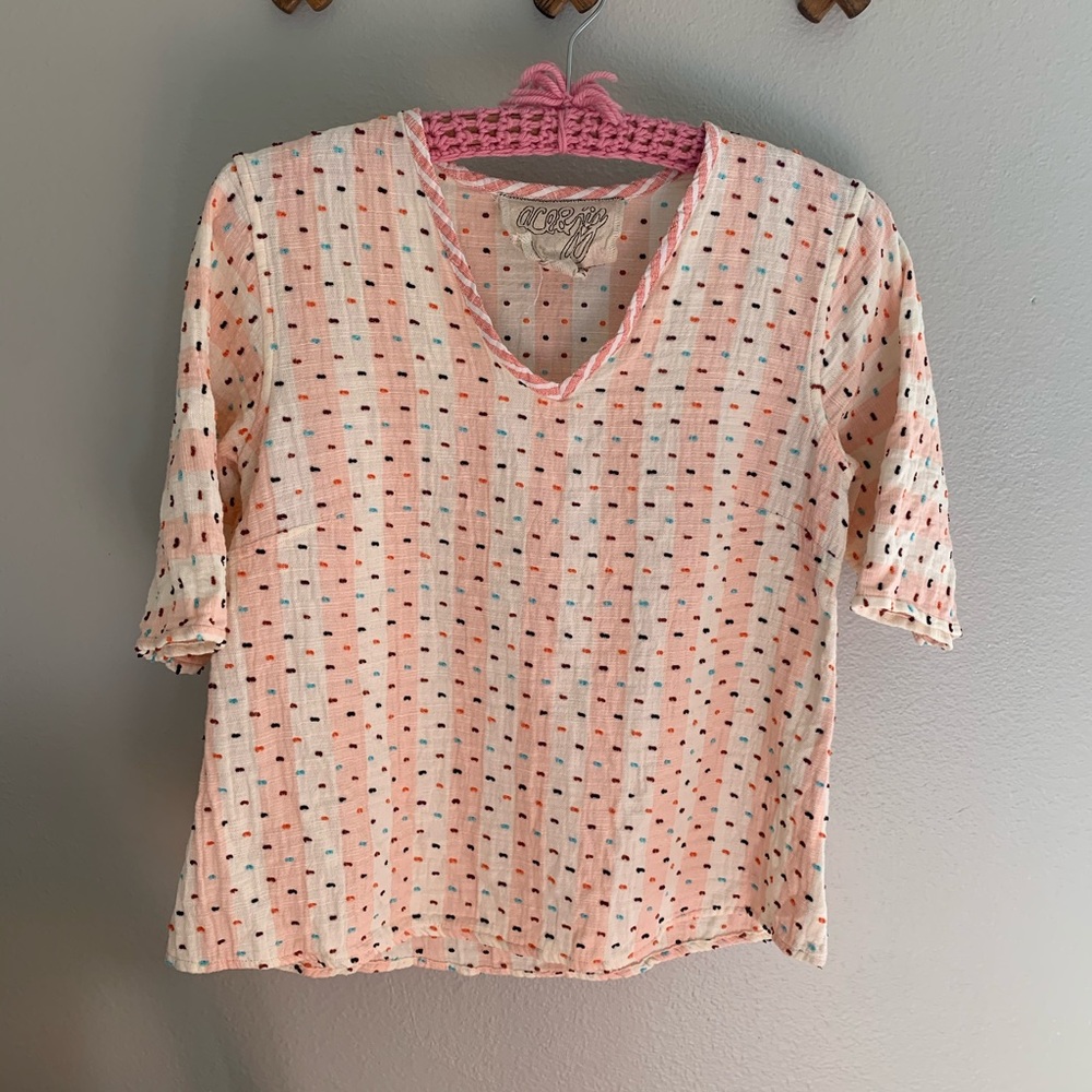 Ace & Jig macaron top